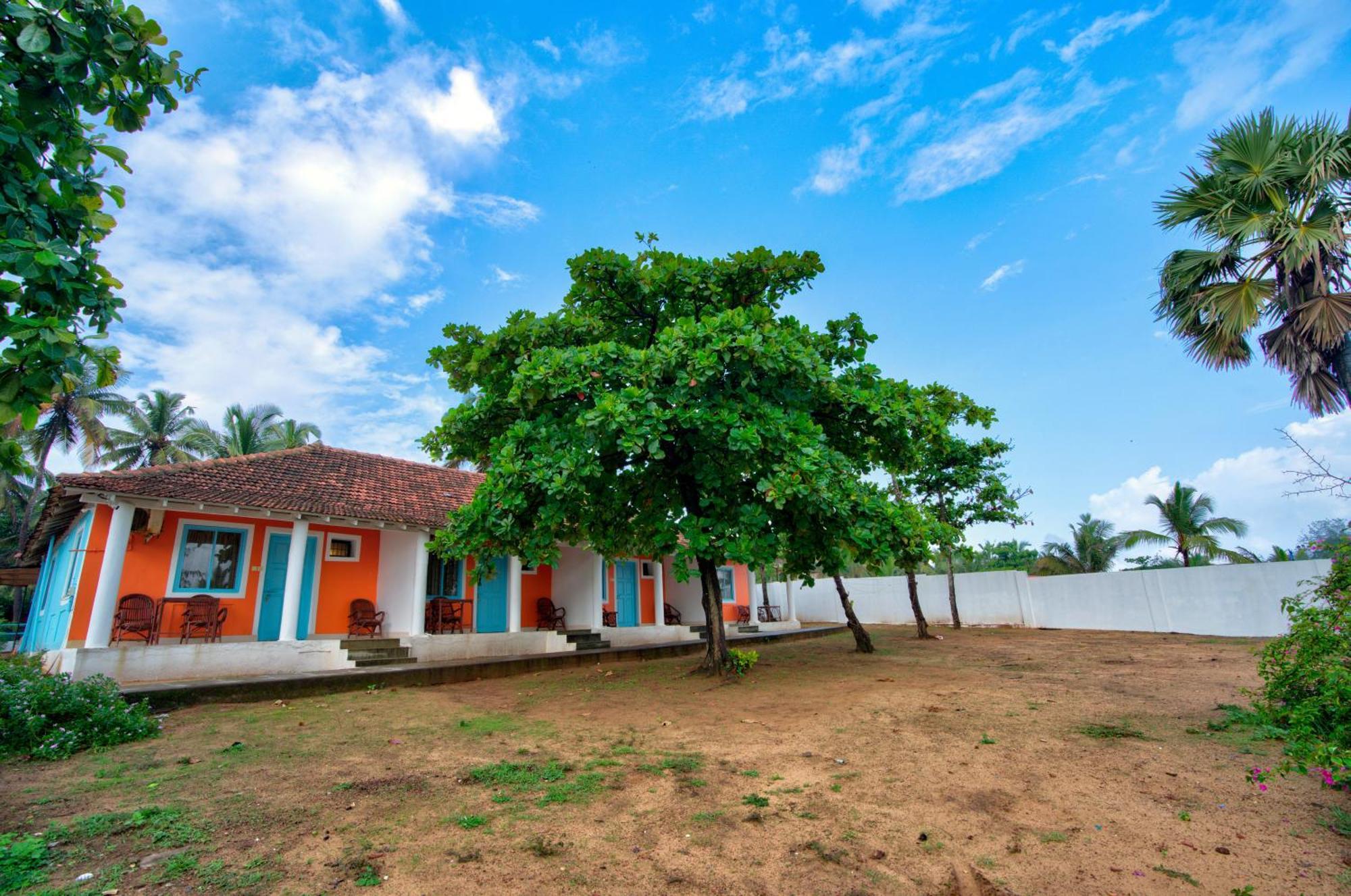 Papilio Beach Front Cottages-Tbv Baga Eksteriør bilde
