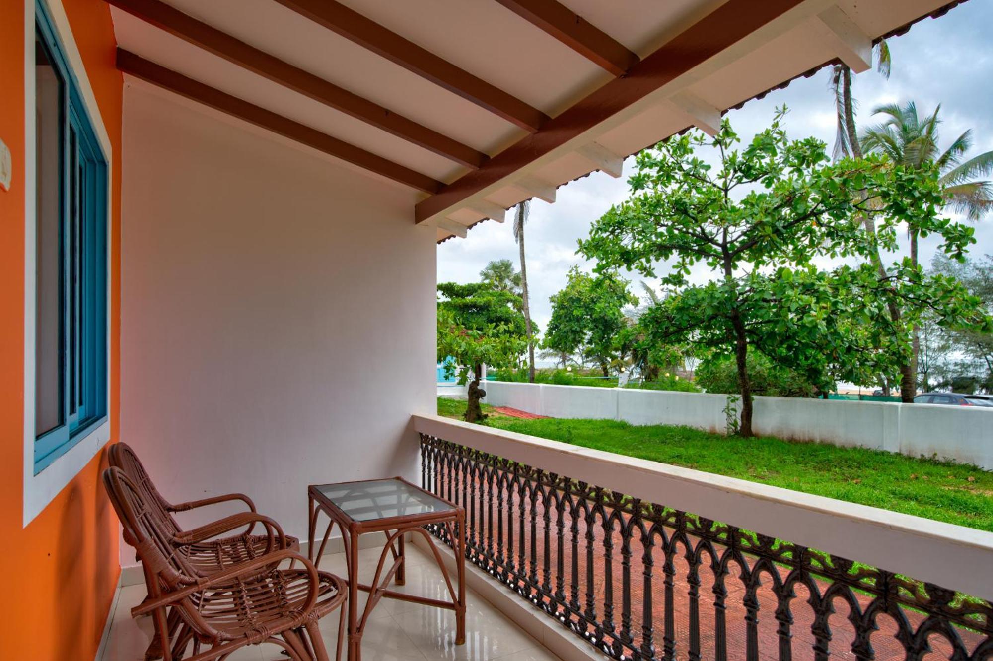 Papilio Beach Front Cottages-Tbv Baga Eksteriør bilde