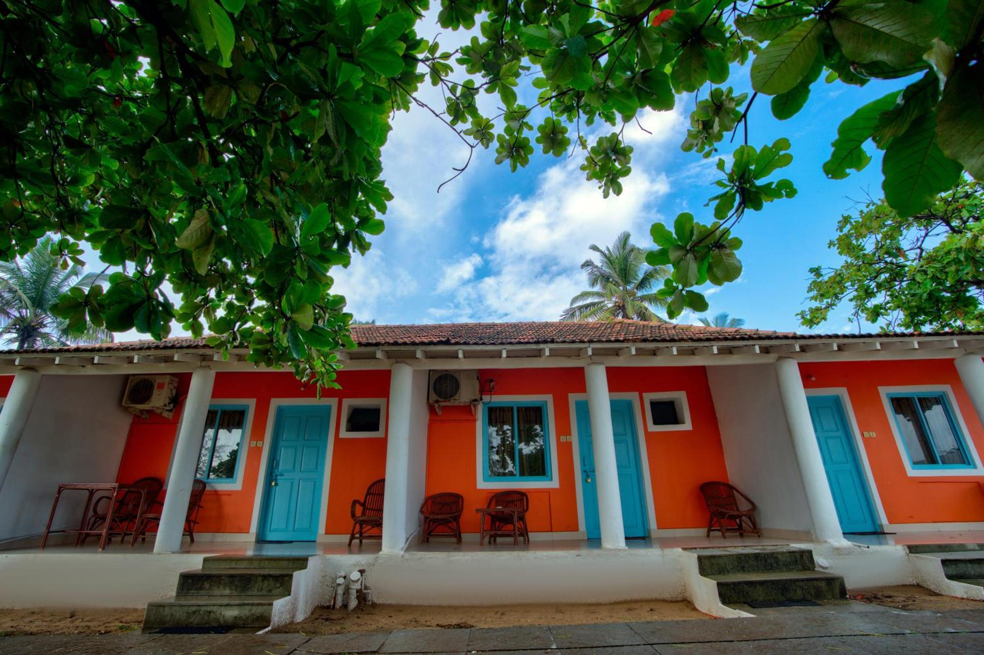 Papilio Beach Front Cottages-Tbv Baga Eksteriør bilde