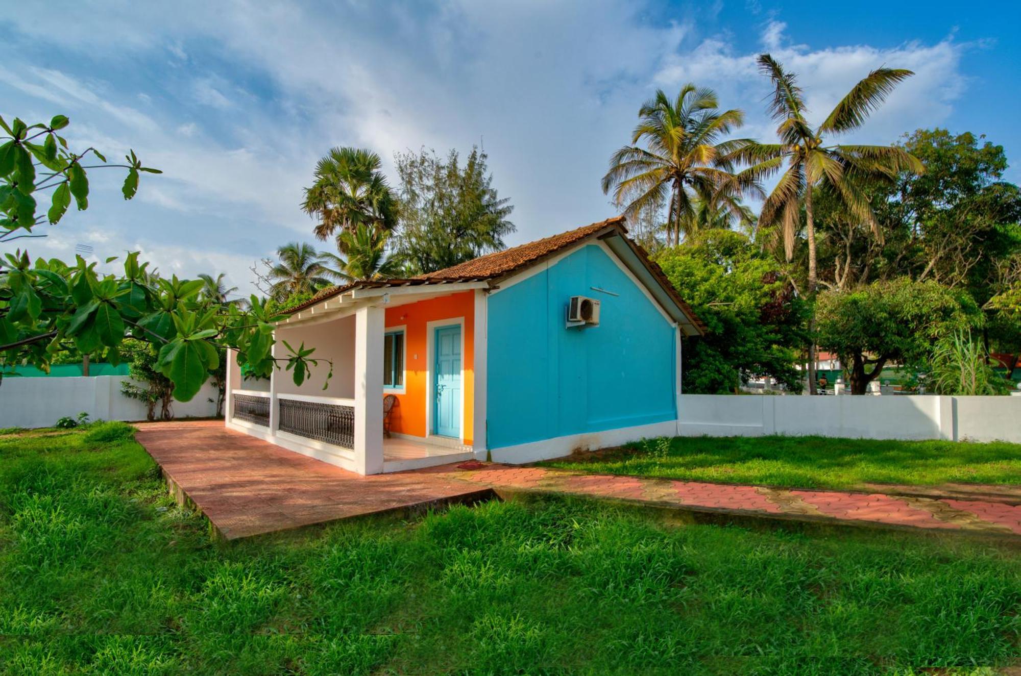 Papilio Beach Front Cottages-Tbv Baga Eksteriør bilde